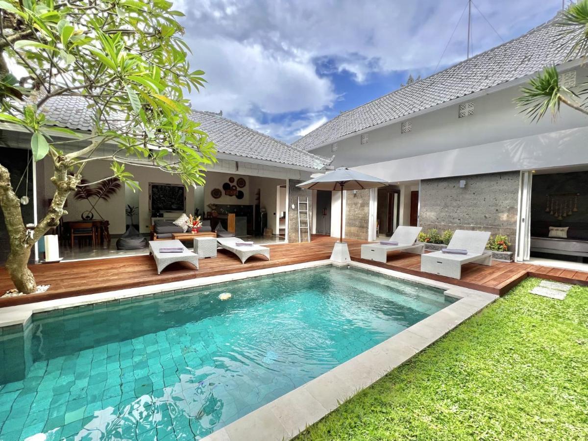 Villa Irma Seminyak  Exterior photo